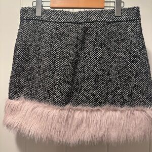SHEIN MOTF Skirt with Pink Faux Fur Trim